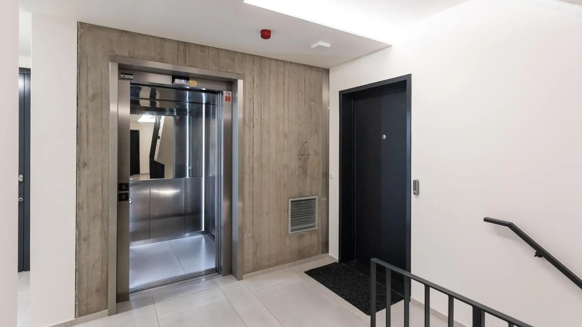 Contemporary Apartment With Garage Parking
