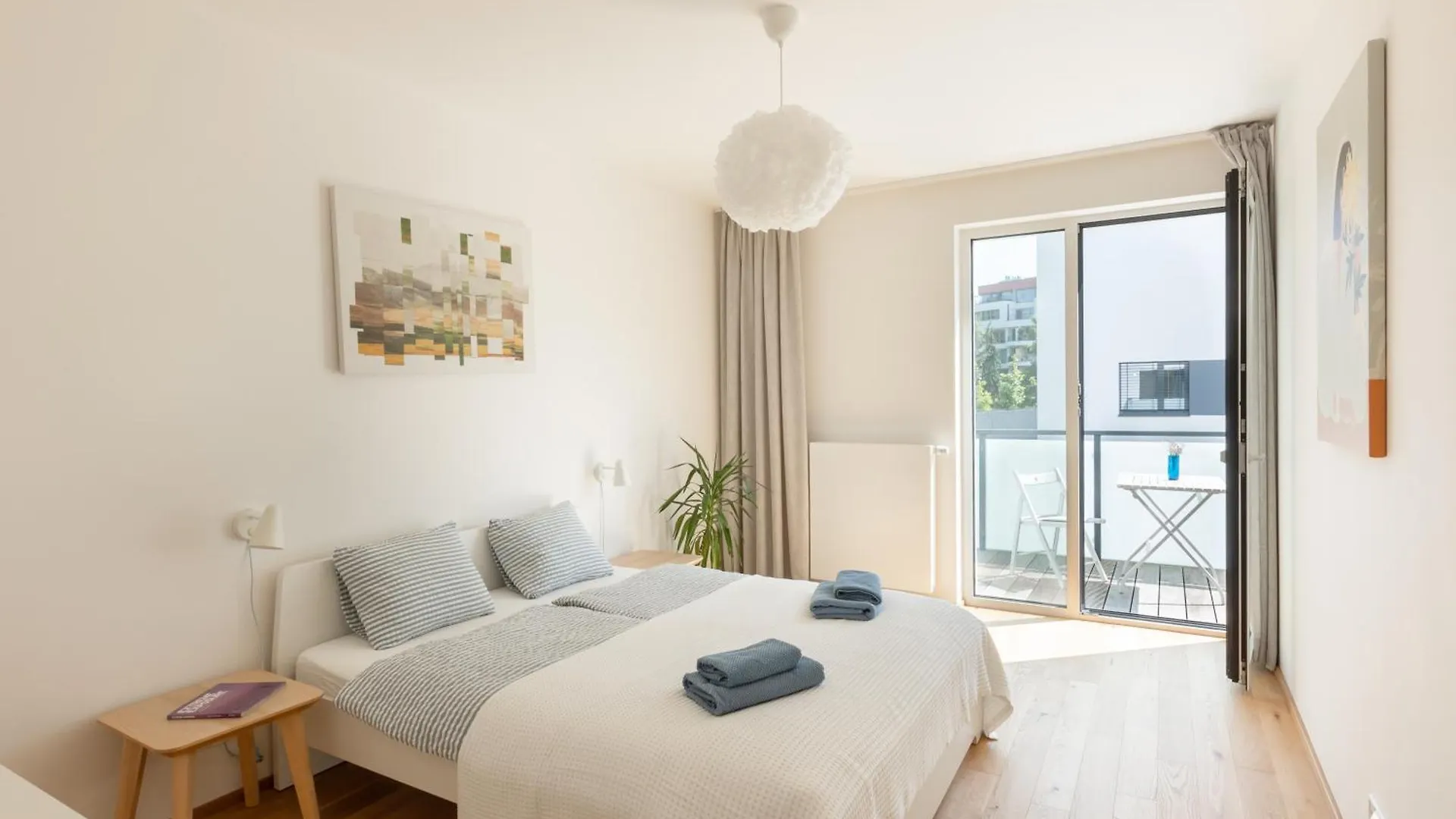 Contemporary Apartment With Garage Parking